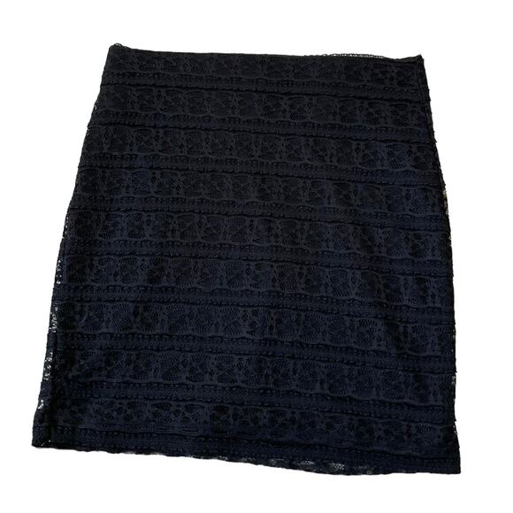 BCBGeneration Black Lace Elastic Waist Band Skirt Women Size Small | 49-1 - Picture 1 of 5